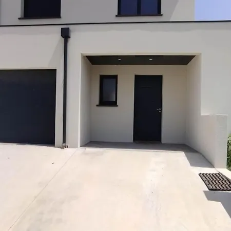 Maison Avec Parking Et Jardin