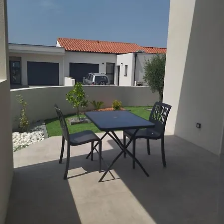 דירה Maison Avec Parking Et Jardin *